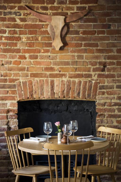 آشفورد The Wife Of Bath Restaurant With Rooms المظهر الخارجي الصورة